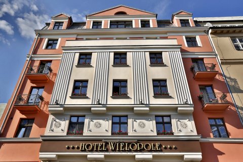 维罗波莱酒店(Hotel Wielopole)