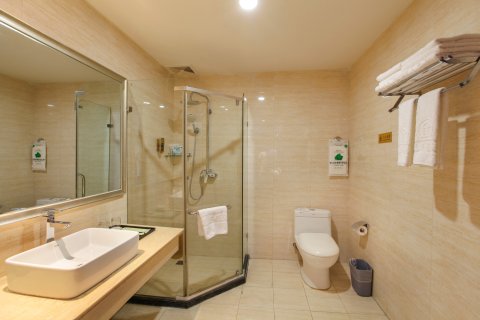 凤凰大酒店(永隆广元高铁站店)