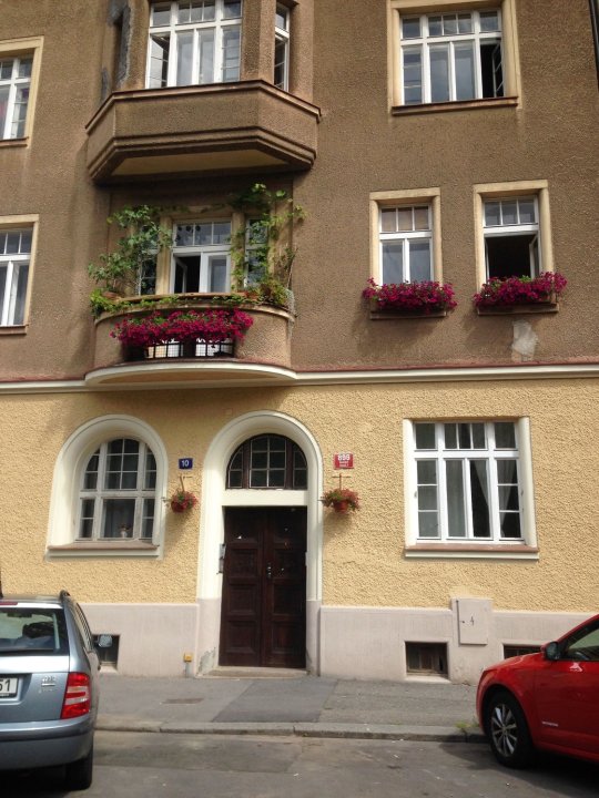 布拉格莱特纳公寓(Prague Letna Apartments)