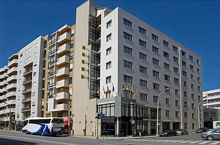 布拉加中心宜必思快捷酒店(Ibis Budget Braga Centro)