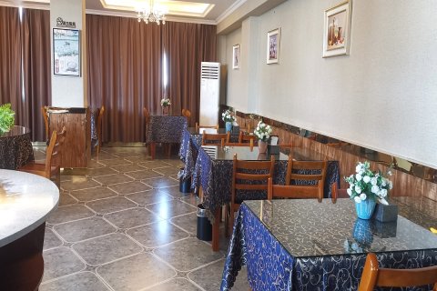 清水大酒店(霍城清水河店)