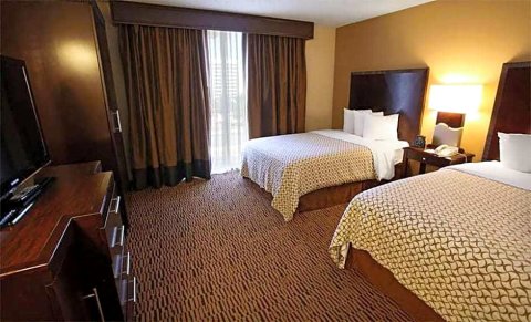 达拉斯市场中心希尔顿安泊酒店(Embassy Suites by Hilton Dallas Market Center)