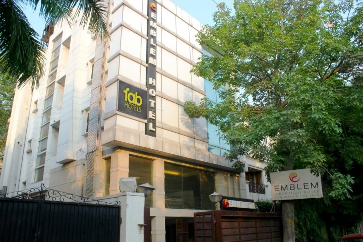 新朋友标志酒店(Emblem Hotel New Friends Colony, New Delhi)