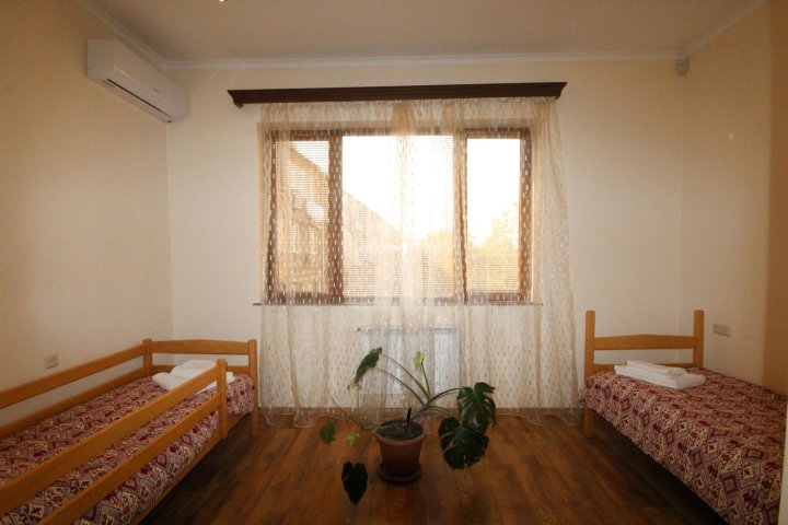 埃里温扎拉公寓酒店(Zara Apartment Yerevan)