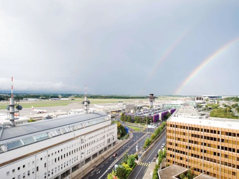 日内瓦瑞享娱乐场酒店(Mövenpick Hotel & Casino Geneva)