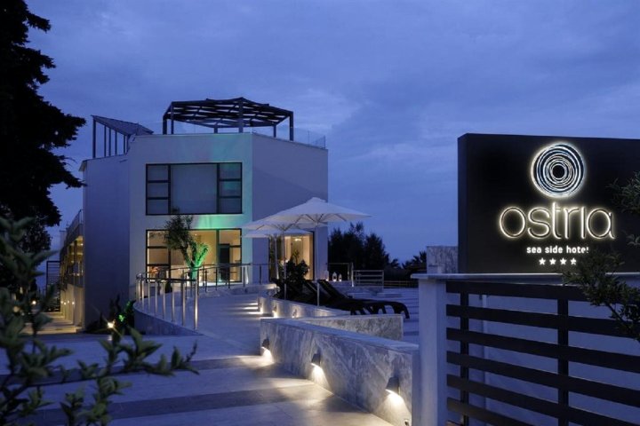 奥斯特海滨酒店(Ostria Sea Side Hotel)
