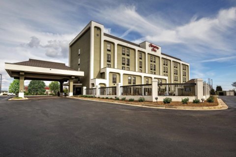 康科德/坎纳波利斯欢朋酒店(Hampton Inn Concord/Kannapolis)