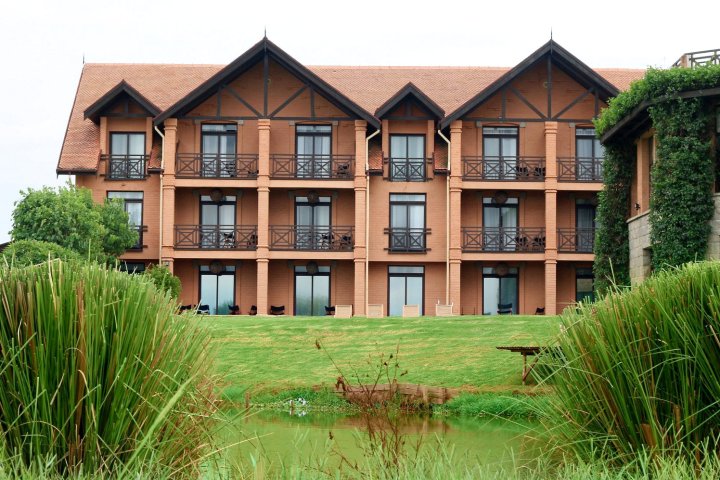 安塔那那列佛水滨丽筠酒店(Radisson Hotel Antananarivo Waterfront)