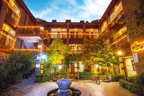 蓬莱海塘花墅客栈