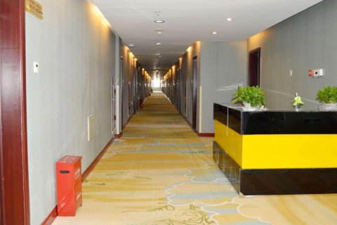 多伦达美草原商务酒店