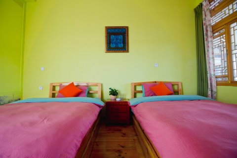 大理双廊素闲花致客栈