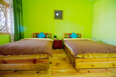 大理双廊素闲花致客栈