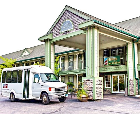 北斯托宁顿山顶套房酒店(Hilltop Inn & Suites - North Stonington)