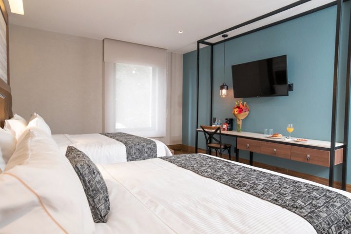 阿博瑞尔酒店(Arborea Hotel)