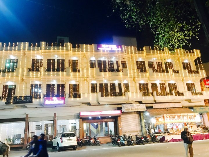 Hotel Saraswati Palace