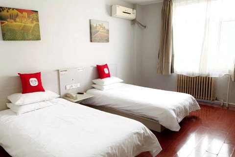 怡莱酒店(霸州火车站店)