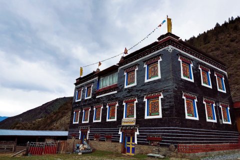 康定贡嘎山蜀山之王客栈