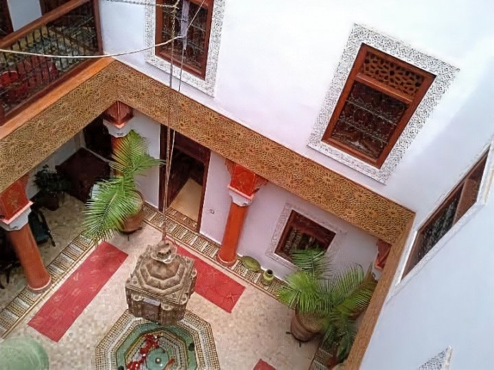里亚德莉拉庭院旅馆(Riad Lila)