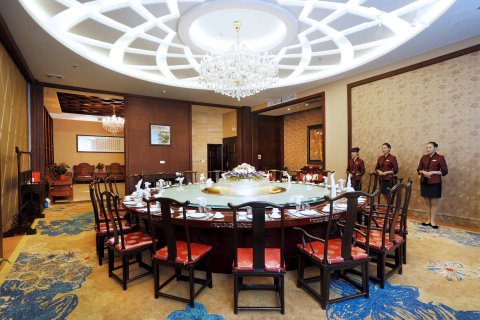 新密鲁班喜悦酒店