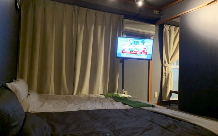 近鹤桥站难波站超便利/免费WiFi/高级感满满(Guest house Close to Tsuruhashi Station Namba Station Super convenient)