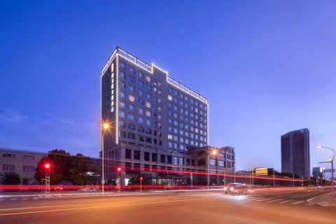 丽呈曙光薇酒店(无锡扬名店)