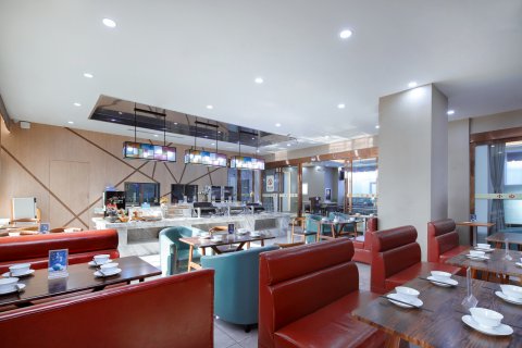 维也纳酒店(景德镇人民广场御窑厂店)