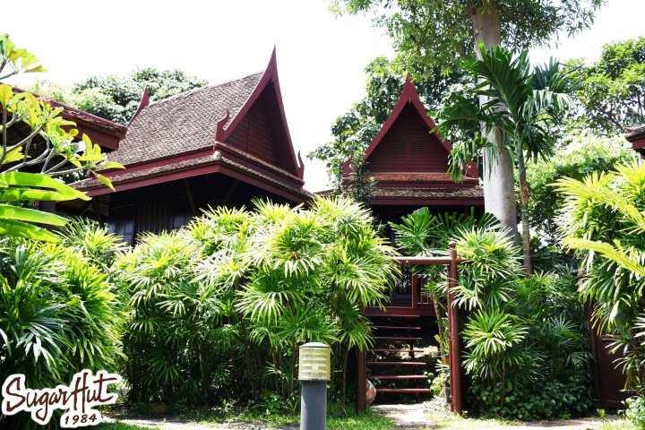 芭堤雅糖屋度假酒店&餐厅(Sugar Hut Resort & Restaurant)