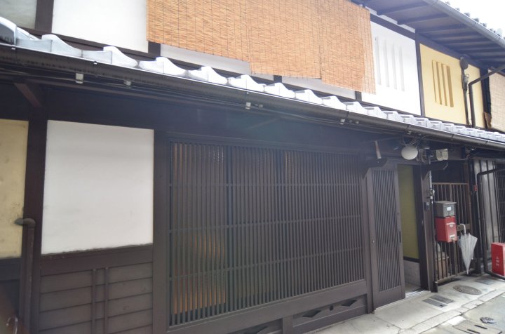 雷杨酒店(Renyoan)