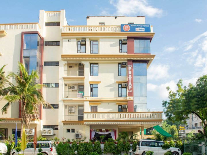 Hotel Pratap Palace