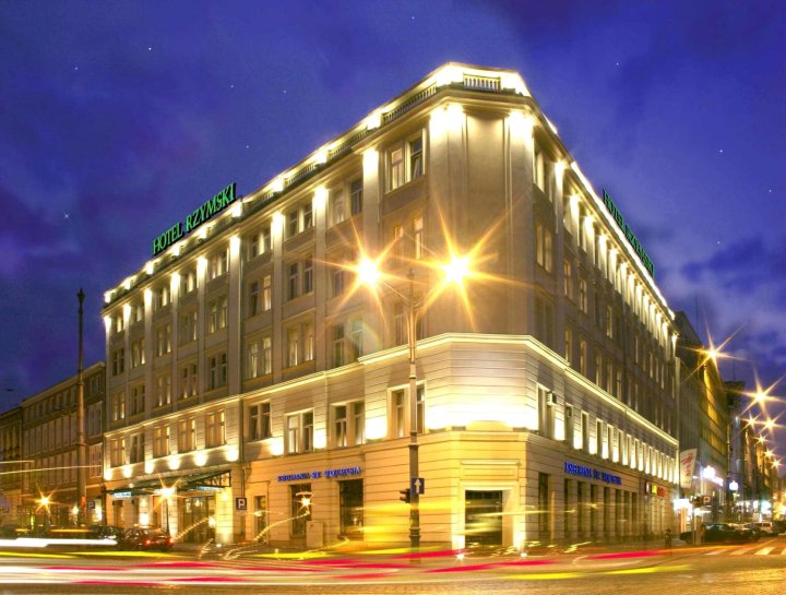拉兹姆斯基酒店(Hotel Rzymski)