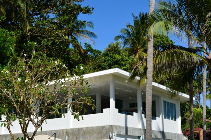 椰子湾阁楼公寓酒店(Coconut Bay Penthouse Apartment)