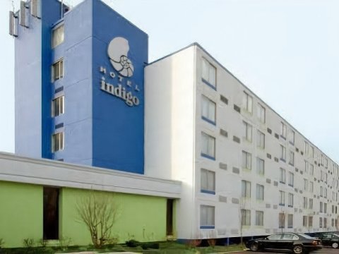 Hotel Indigo Chicago - Schaumburg North
