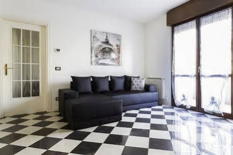 Rent-it-Venice Chessboard House