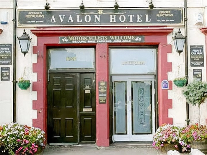The Avalon Hotel - Guest House