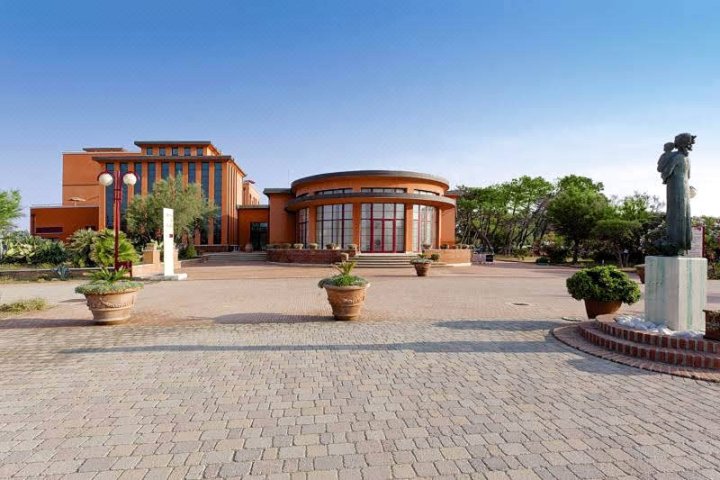托斯卡尼度假村(Tuscany Resort)