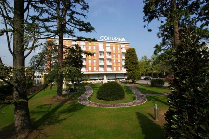 泰尔梅哥伦比亚酒店(Hotel Columbia Terme)