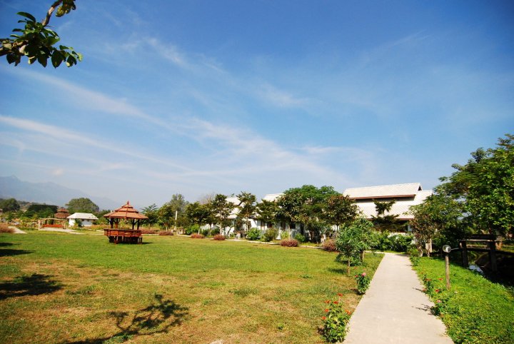 塔拉度假村(Pai Tara Resort)