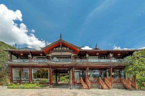 泸沽湖里格假日酒店