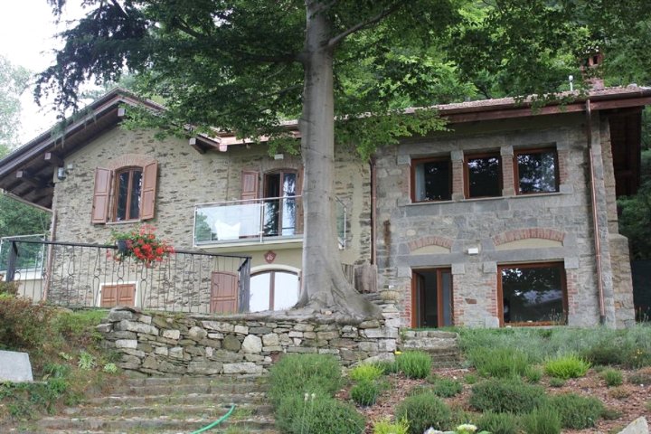 阿尔皮诺小屋别墅酒店(Villa Cottage Alpino)