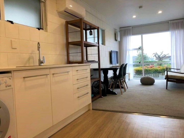 经济型开放式公寓酒店(Affordable Studio Unit)