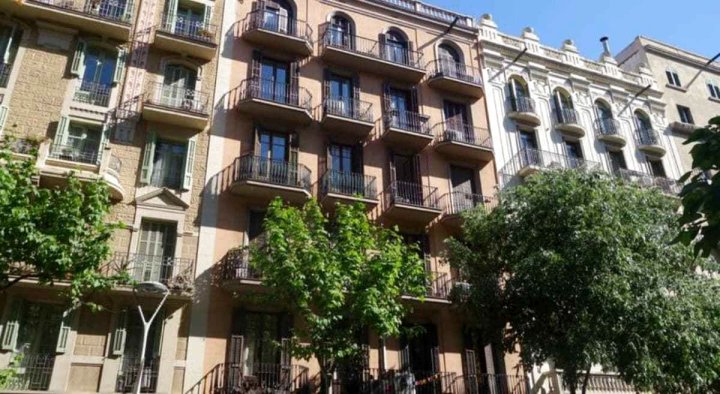 巴塞罗那巴黎公寓(Apartment París Barcelona)