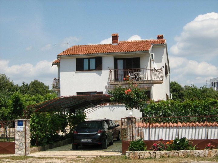 Apartmani Dragovic