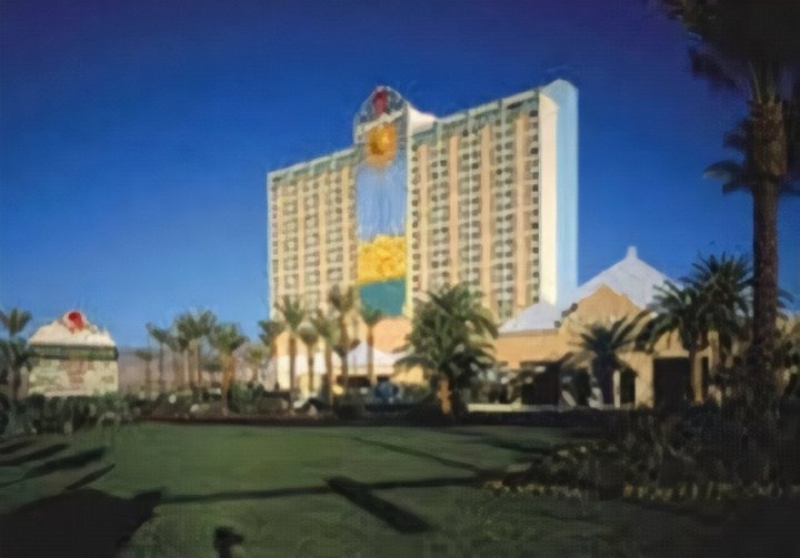棕榈河娱乐场酒店(River Palms Hotel & Casino)