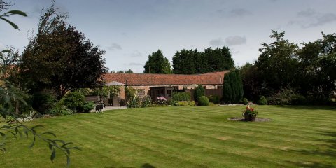 上卡顿格朗吉庭院酒店(The Courtyard at High Catton Grange)