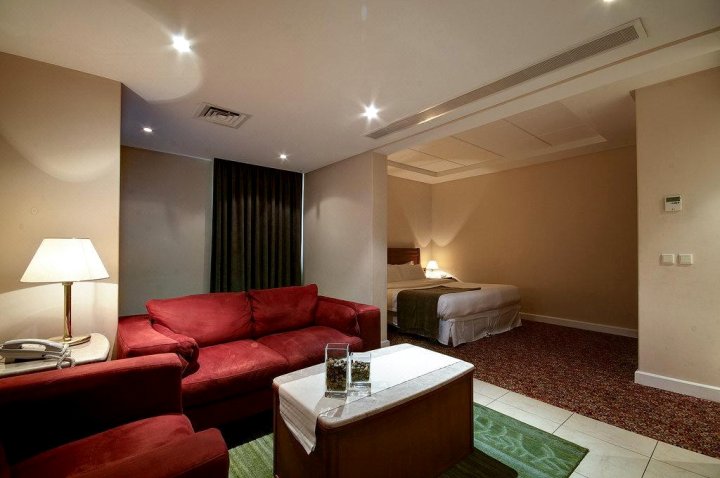阿尔科巴尔深水套房酒店(Sham Suites Al Khobar)