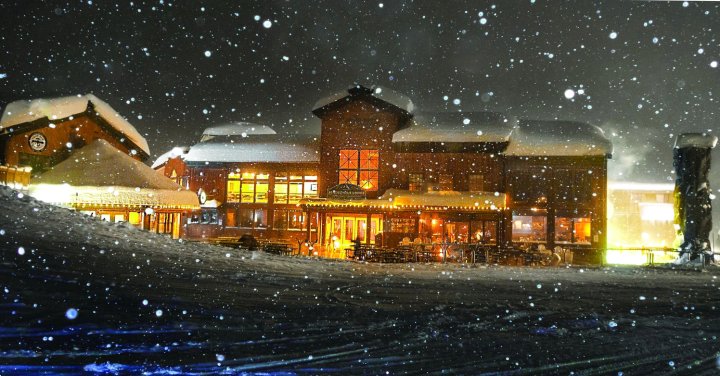 格兰德塔尔基提温诺特旅馆度假村(Teewinot Lodge by Grand Targhee Resort)