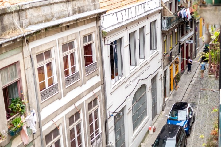 Merc Porto Downtown's Place