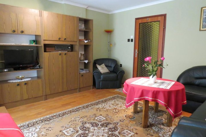 Apartman Őri