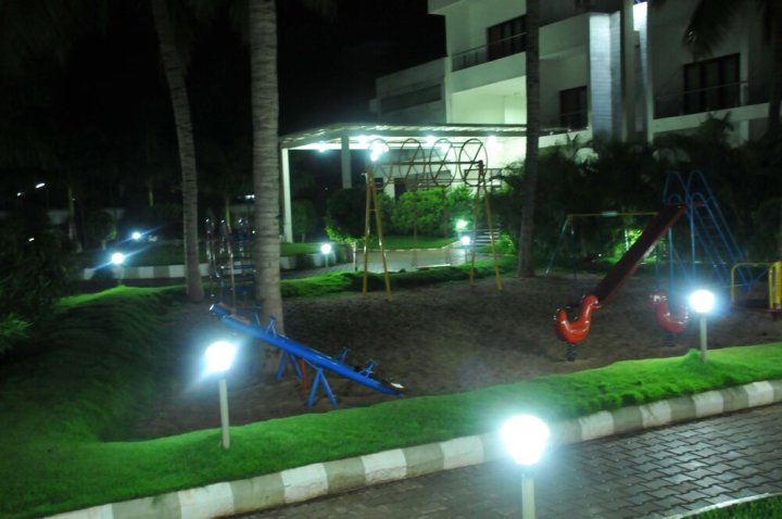 尼哈古纳度假村及水疗中心(Nijaguna Resorts & Spa)