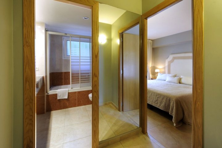 塔拉哥纳公寓酒店(Apartamento Tarragona)